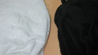 c7006a70 s 320x180 - 着る毛布比較「グルーニー」と「ウォーミー」