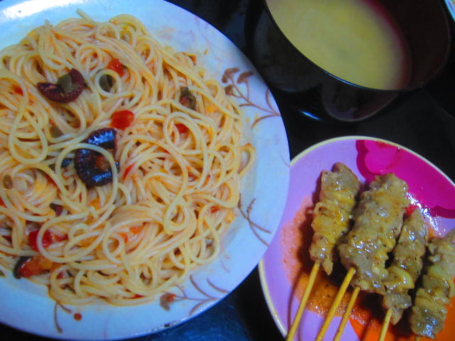 IMG 0042 - タコのプッタネスカと焼き鳥と味噌汁な晩御飯