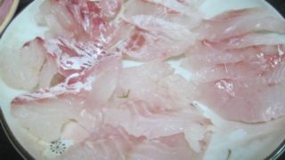 IMG 0014 320x180 - カサゴのお刺身食べてみた / マダイとレンコダイとヒゲソリダイの白身魚の刺身食べ比べ