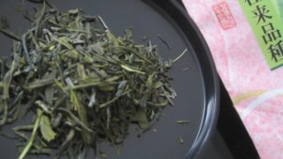 IMG 0083 320x180 - 屋久島自然栽培茶の「在来品種」はとても強いお茶でした