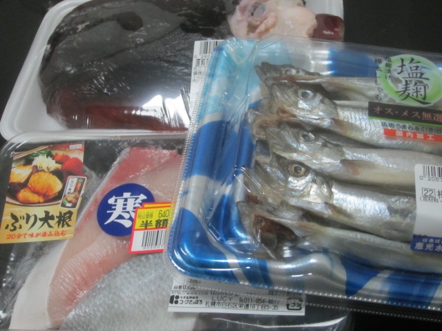 IMG 0064 - タコ頭1個とシシャモとブリのお刺身な魚オンリー晩飯
