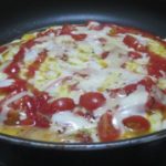IMG 0016 150x150 - トマトとチーズと卵のどっちゃりのせピザ