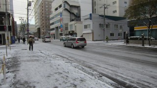 2013北海道(札幌)の初雪