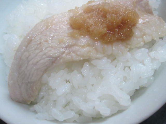 IMG 0047 - 魚沼産コシヒカリを200円(送料込み)で購入して食べてみた